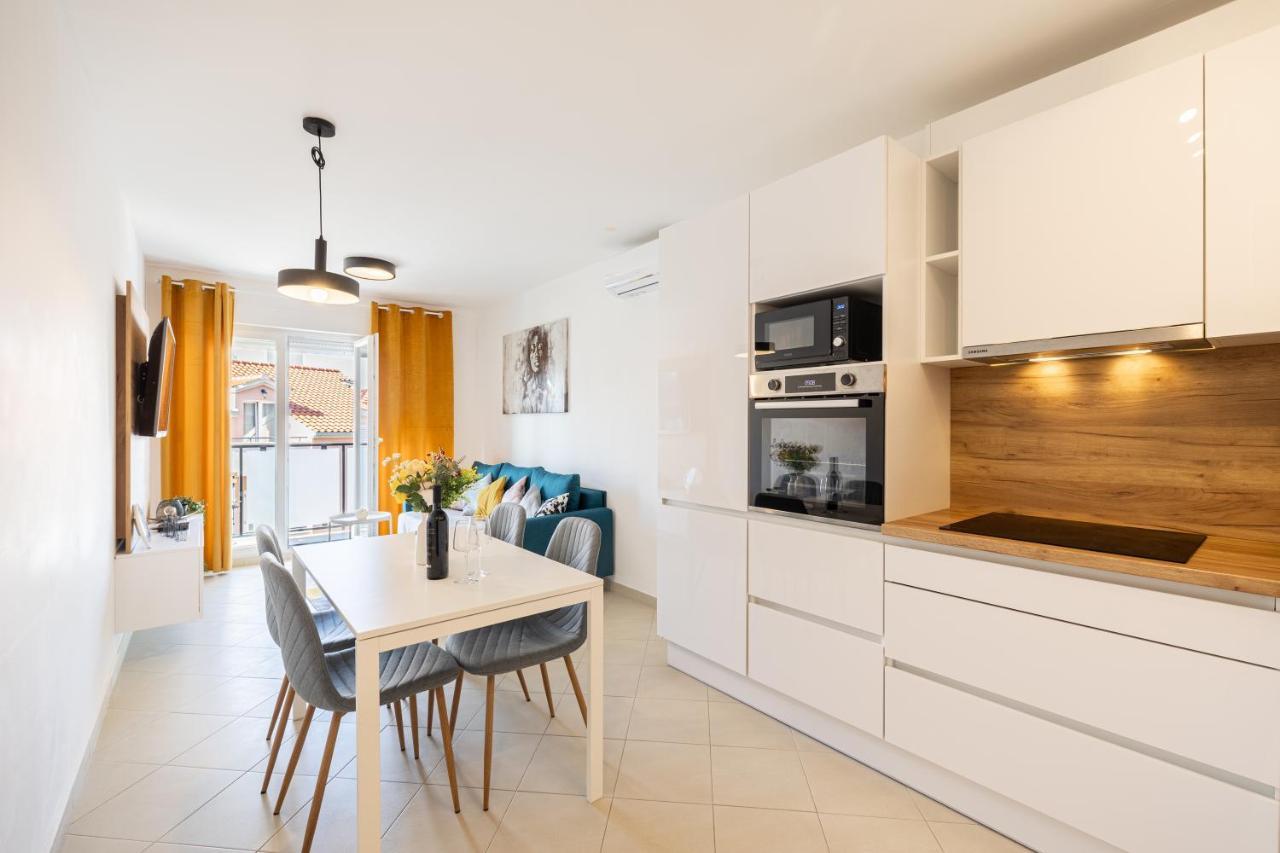 Cosy Apartment Terrano -Free Private Parking สปลิท ภายนอก รูปภาพ