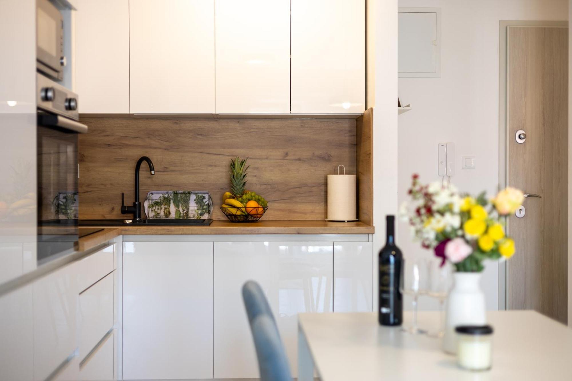 Cosy Apartment Terrano -Free Private Parking สปลิท ภายนอก รูปภาพ